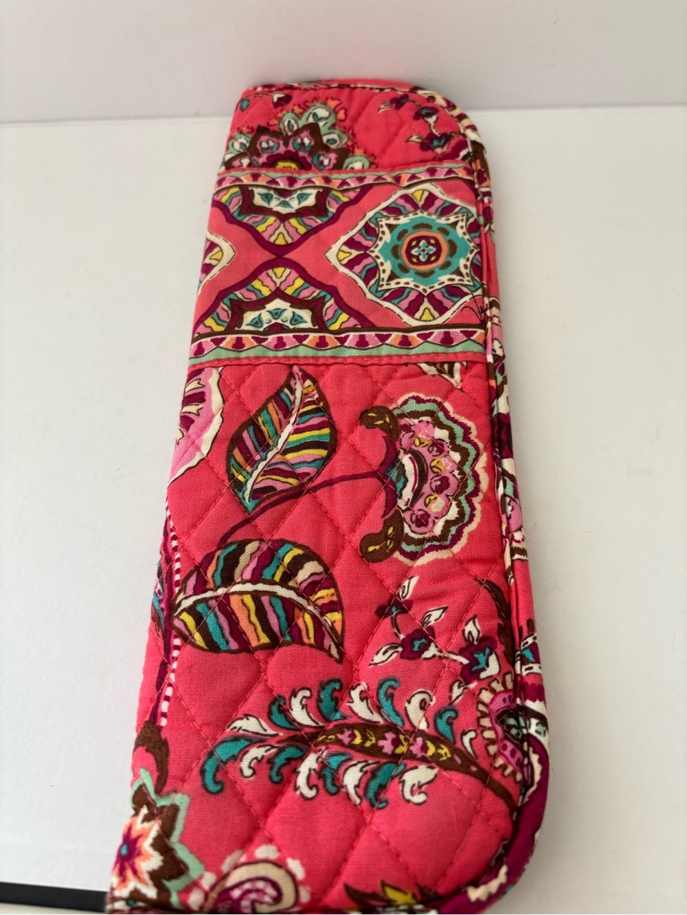 Vera Bradley “Call Me Coral” Travel Flat/Curling Iron Cover, Preowned